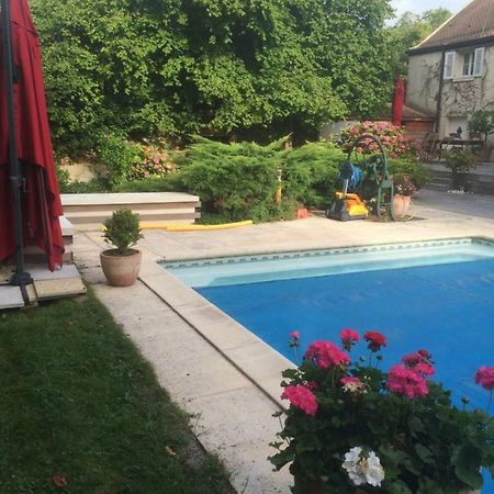 Chambres D Hotes Chez Francoise Et Michel Piscine 4 Chambres 8 Lits Chaumes-en-Brie Exterior foto