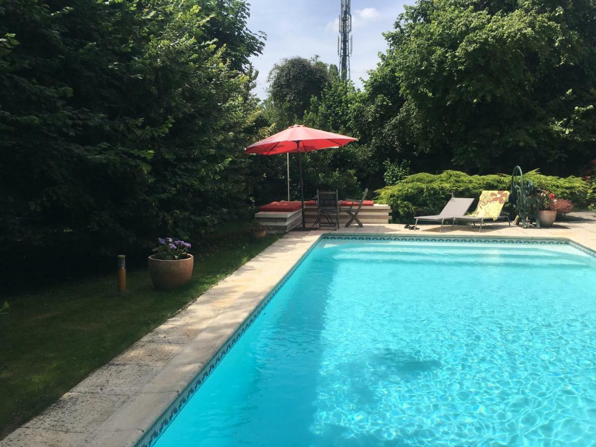 Chambres D Hotes Chez Francoise Et Michel Piscine 4 Chambres 8 Lits Chaumes-en-Brie Exterior foto
