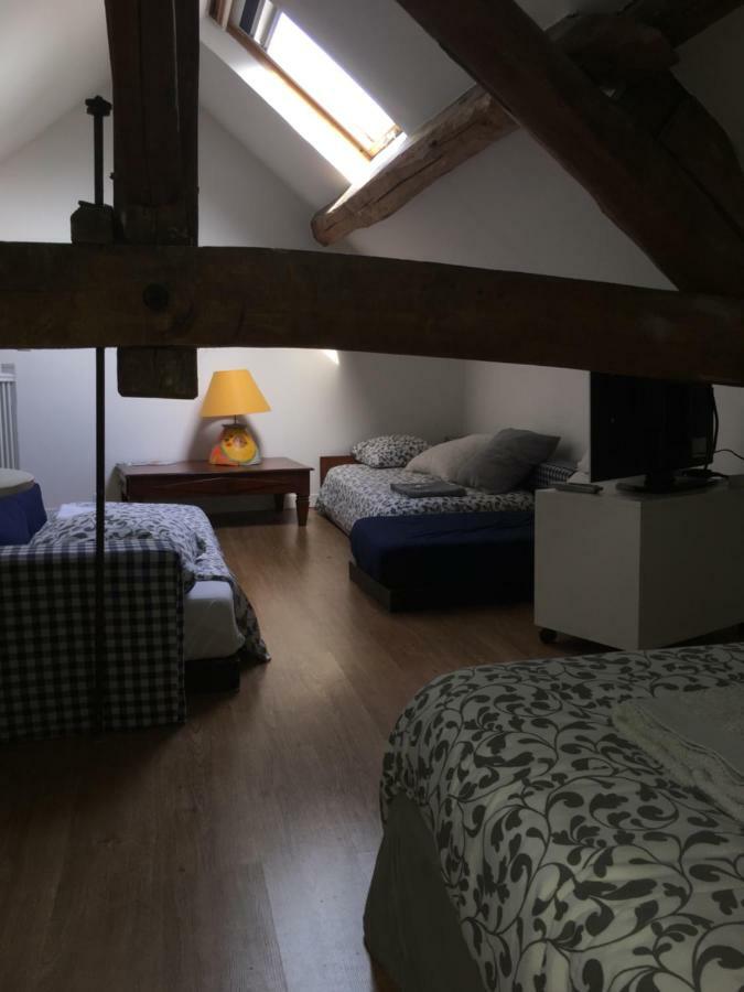 Chambres D Hotes Chez Francoise Et Michel Piscine 4 Chambres 8 Lits Chaumes-en-Brie Exterior foto